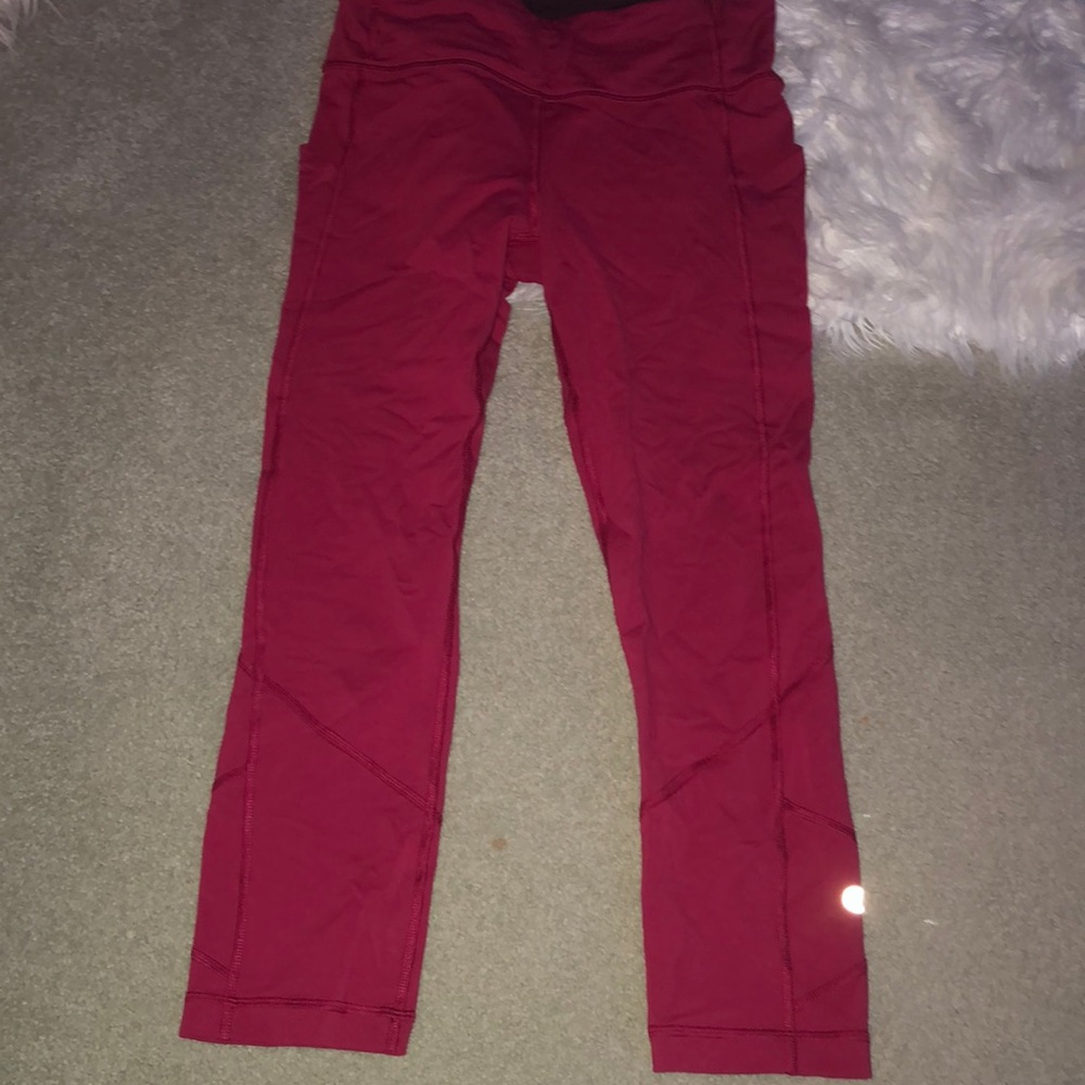lululenom magenta leggings 25” very good condition